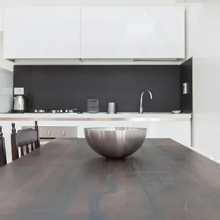 Minerva's Place * روما